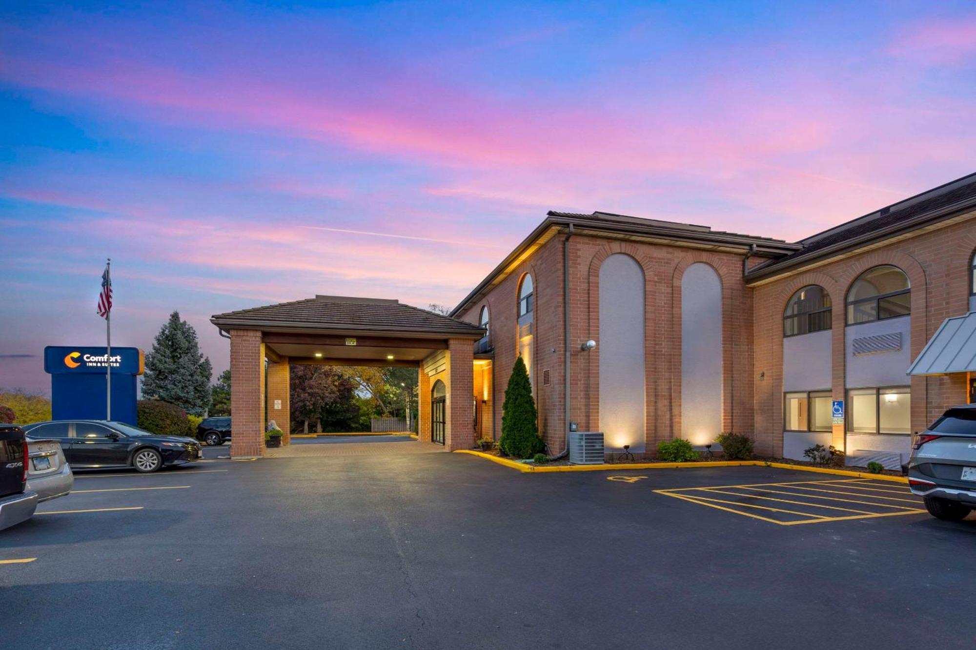 Comfort Inn & Suites Mundelein-Vernon Hills Ngoại thất bức ảnh